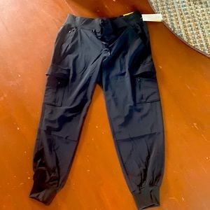 *NWT* All in Motion M Pants